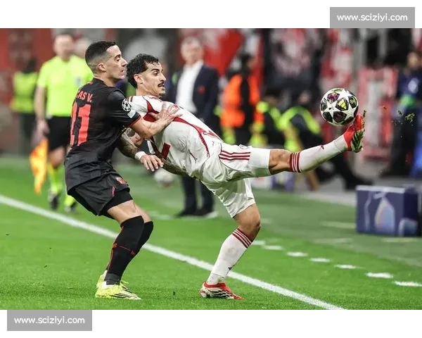 欧冠小组赛激战正酣 多支豪门强队争夺晋级名额